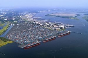 port-of-singapore-14-ports-canals-shipyards-21360